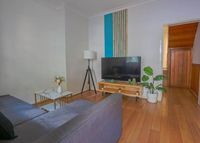 2 Bedroom Darling Harbour - Pyrmont 2 E-Bikes Included